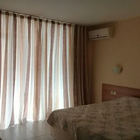 Апартамент Pollo Apartament *
