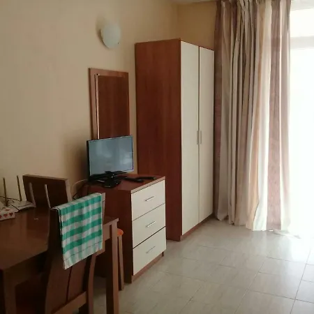 Апартамент Pollo Apartament *